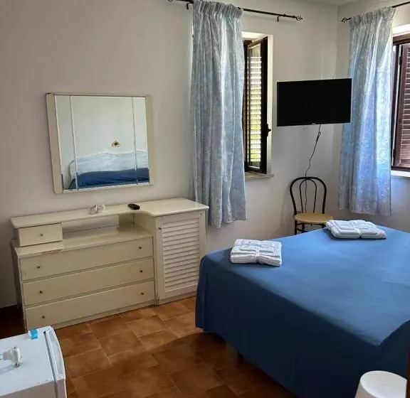 تختخواب و صبحانه Villa Loren