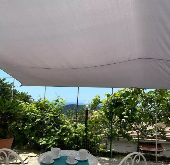 تختخواب و صبحانه Villa Loren