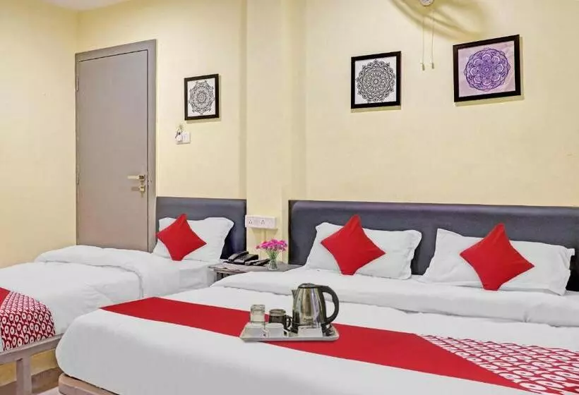 Flagship Hotel Breakers Stay