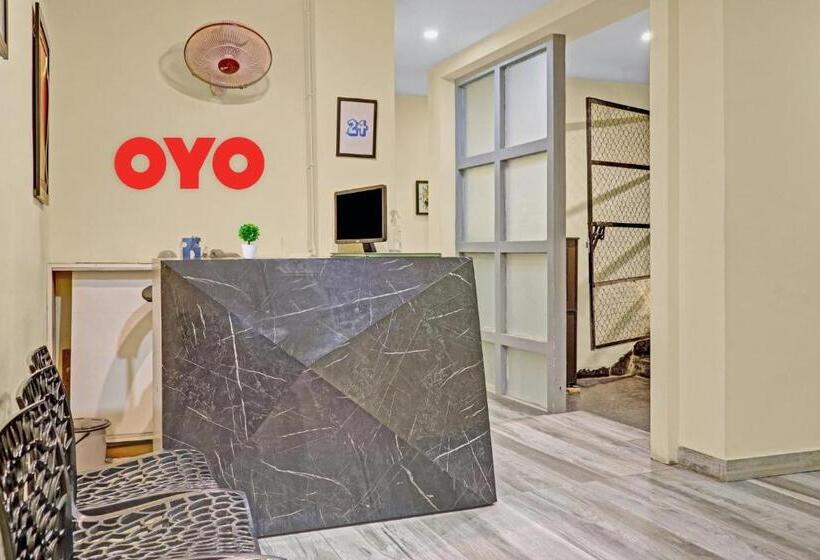 Flagship Hotel Breakers Stay