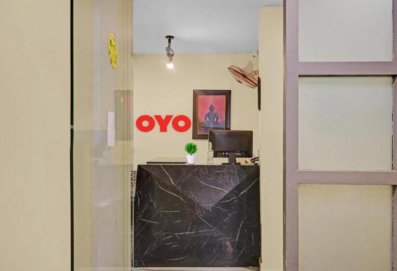 Flagship Hotel Breakers Stay