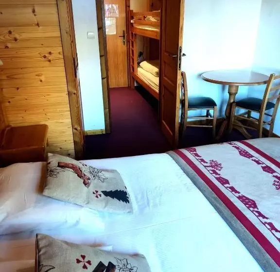 ホテル Epicéa Lodge Hôtel