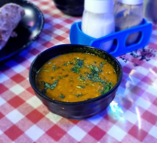 ホテル New Gurudeo Basera And Family Restaurant