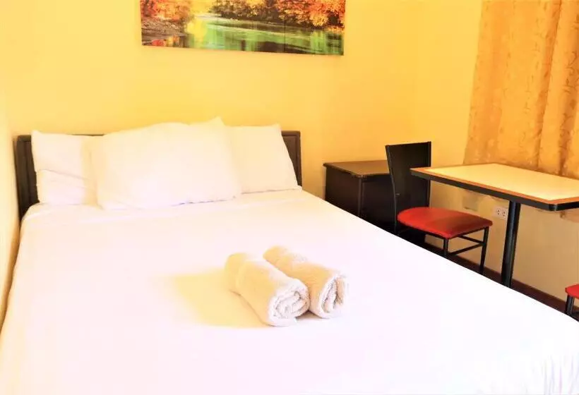 Hotelli Palm Tree Resort And Restaurant