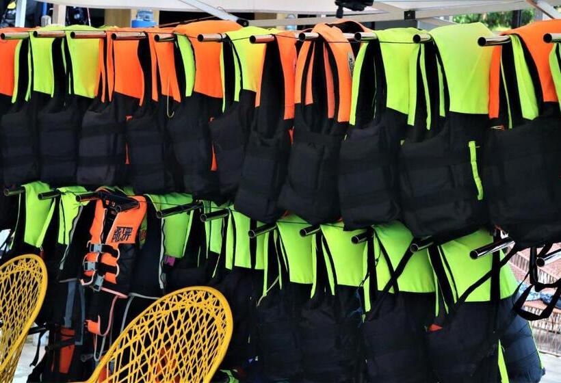 호텔 Palm Tree Resort And Restaurant