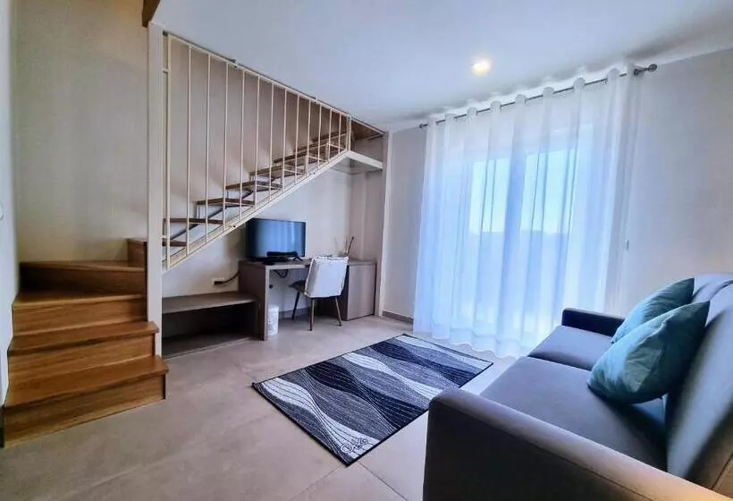 Hotelli Ro Agrimaison