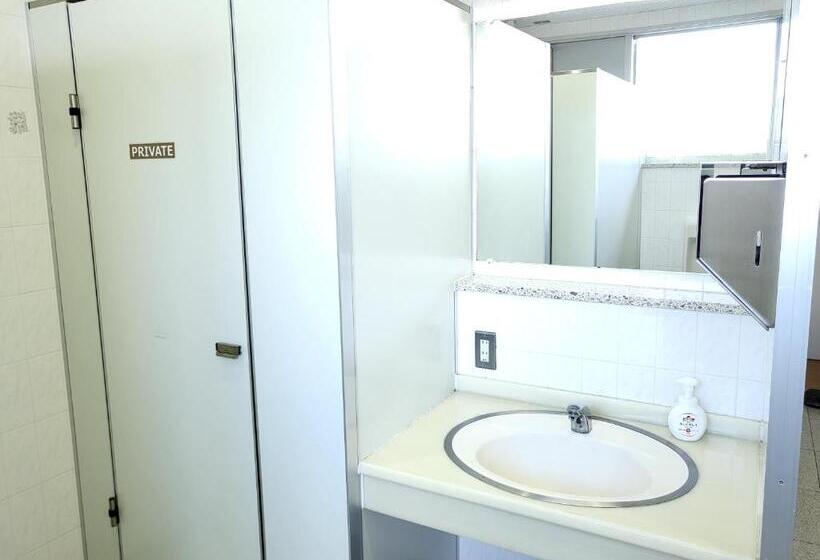 בית מלון כפרי Yufuin Monday 湯布院マンデー