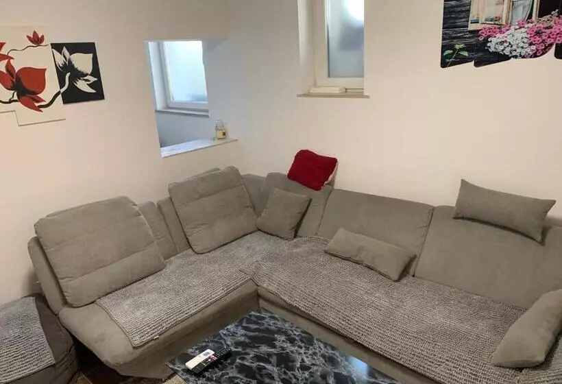 پانسیون Apartment Old Town Izola