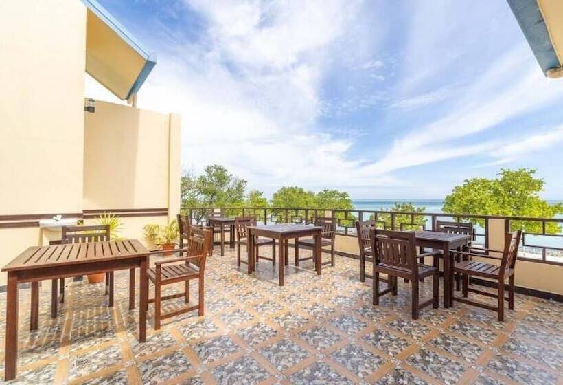 پانسیون Beach Stone