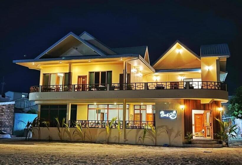 پانسیون Beach Stone