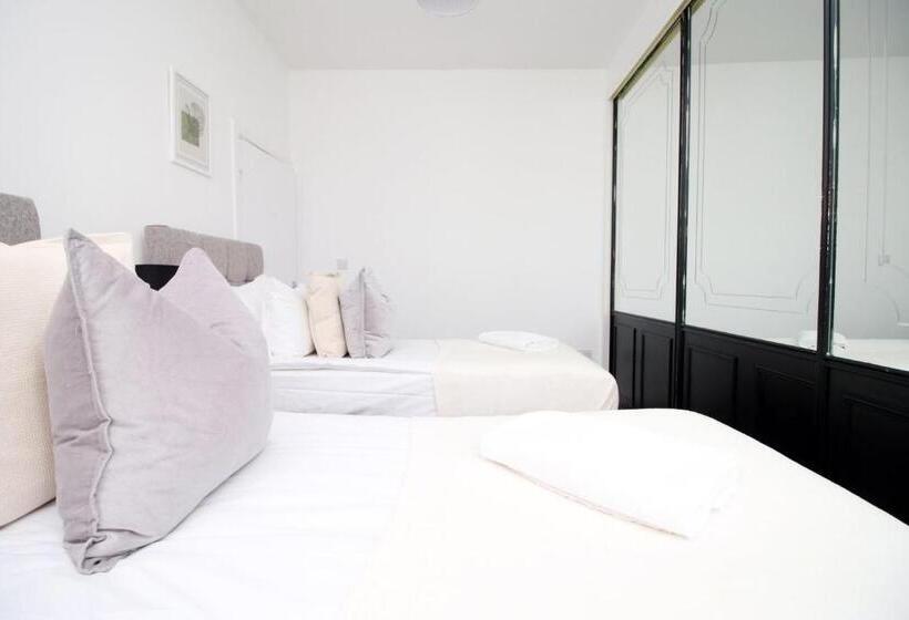 پانسیون Garden | Parking | 4br