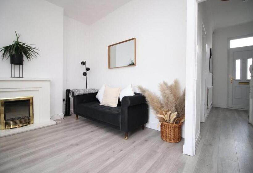 پانسیون Garden | Parking | 4br