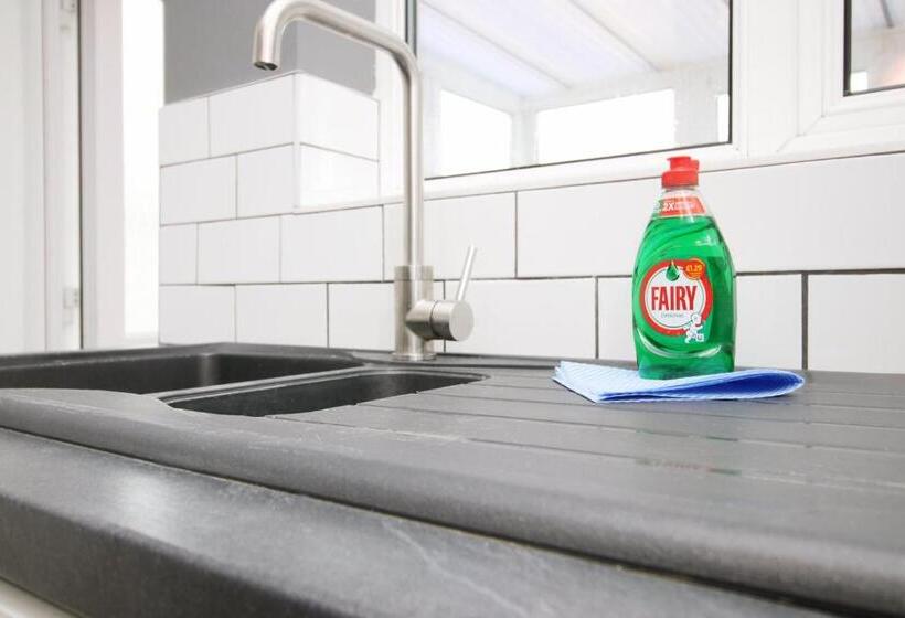 پانسیون Garden | Parking | 4br