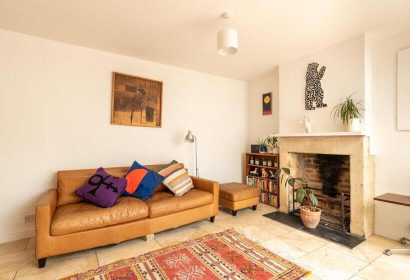 بنسيون Guestready A Bohemian Home In Bath