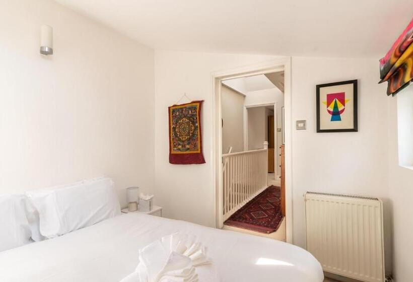 بنسيون Guestready A Bohemian Home In Bath