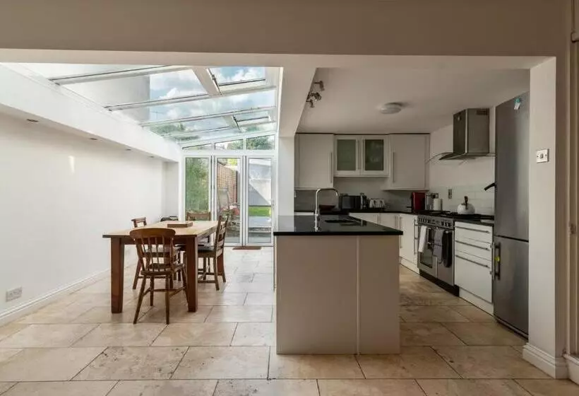 پانسیون Guestready   A Bohemian Home In Bath