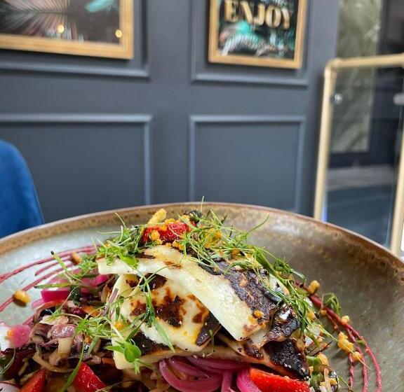 ペンション The Banks Restaurant And Accommodation