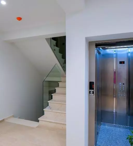 Sky Way Skk Luxury Apartments