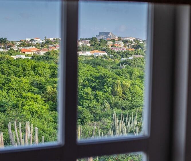 تختخواب و صبحانه Plantation Jan Thiel Lodge