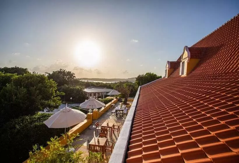 تختخواب و صبحانه Plantation Jan Thiel Lodge