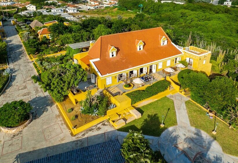 تختخواب و صبحانه Plantation Jan Thiel Lodge