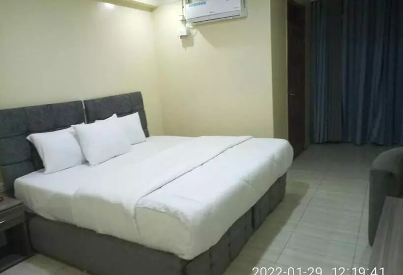 Great Hotel Kiyovu