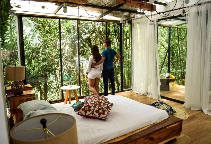 Hotelli Bosque El Descanso