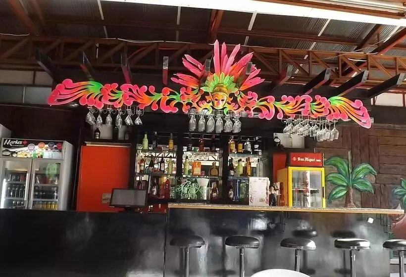 Hotelli F&c Guest House