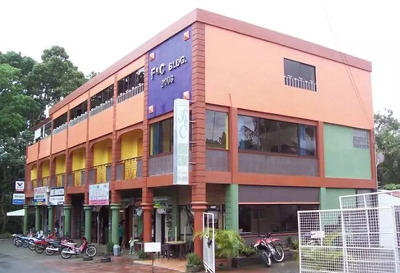 Hotelli F&c Guest House