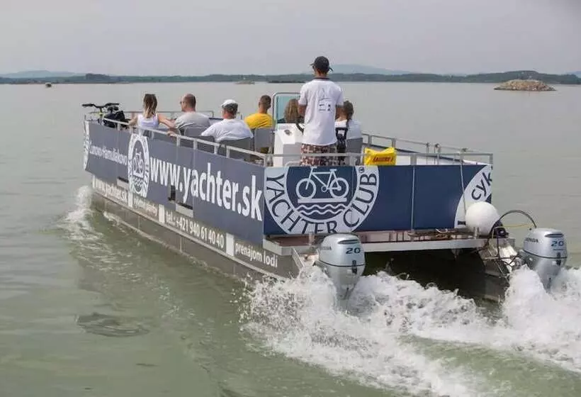 هتل Yachter Club Modrá čajka