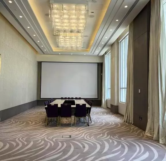 Khalidia Palace Hotel Dubai By Mourouj Gloria