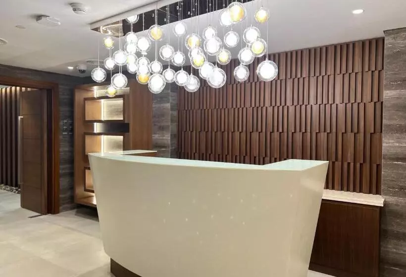 Khalidia Palace Hotel Dubai By Mourouj Gloria