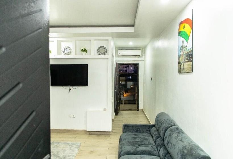 7 Brothers Apartments