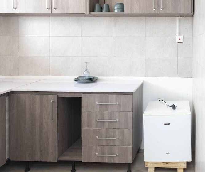 7 Brothers Apartments