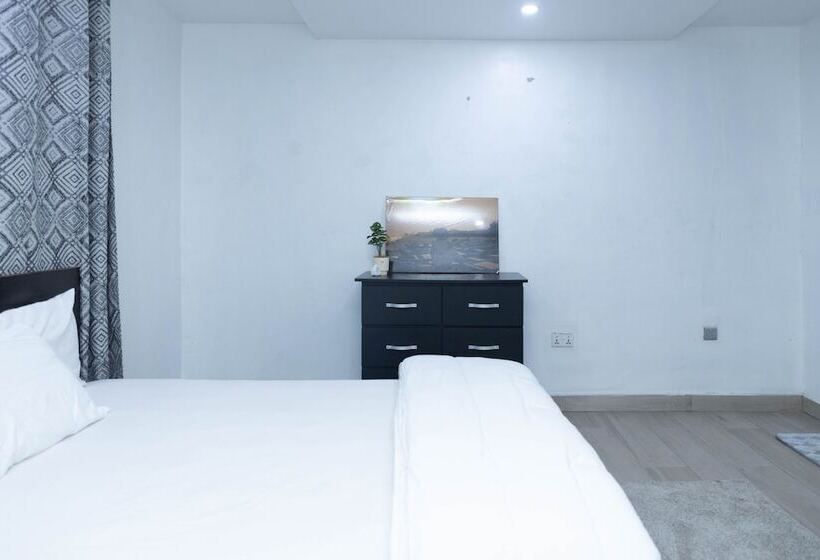 7 Brothers Apartments