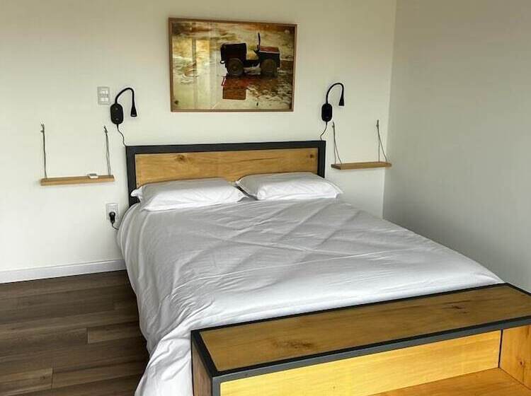 مبيت وإفطار Hoxhohl Travel Lodge