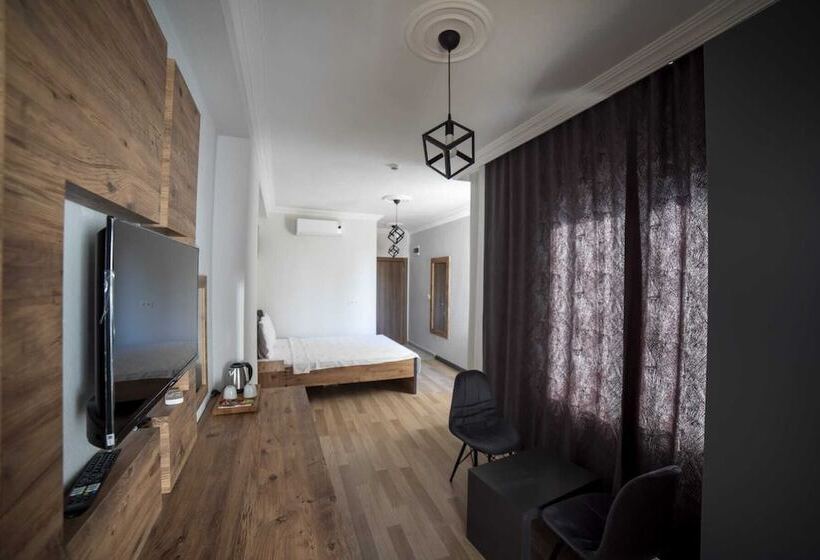 تختخواب و صبحانه İmroz Adali S Butik Otel