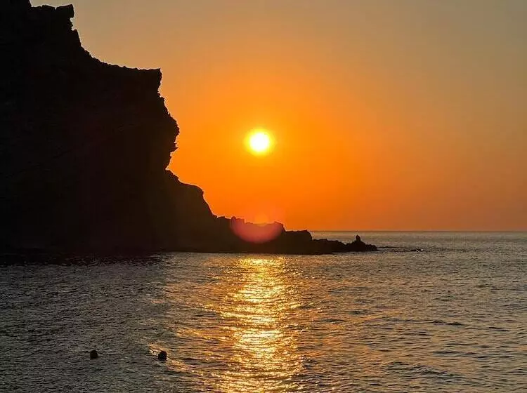 Aamiaismajoitus (B&B) İmroz Adali S Butik Otel