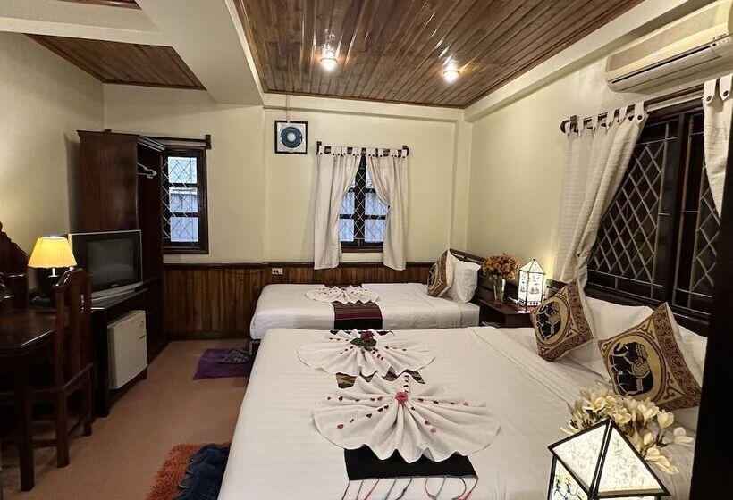 تختخواب و صبحانه Villa Alounsavath Mekong Riverside