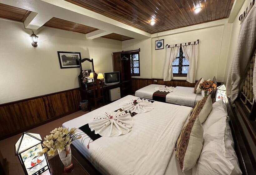 تختخواب و صبحانه Villa Alounsavath Mekong Riverside