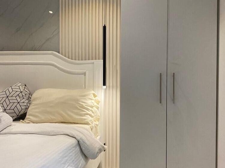 Belleson Homes Embassy Gardens