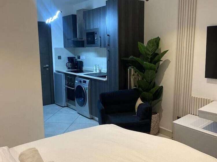 Belleson Homes Embassy Gardens