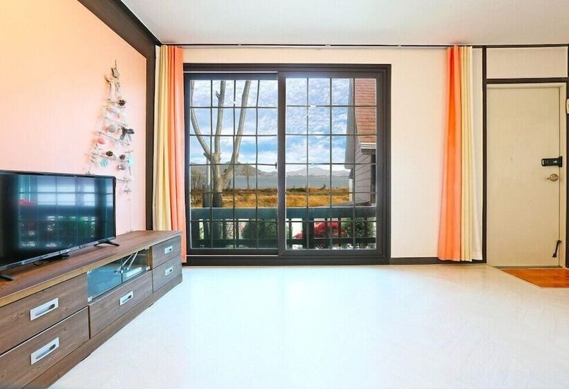 Ganghwa Iris Pension