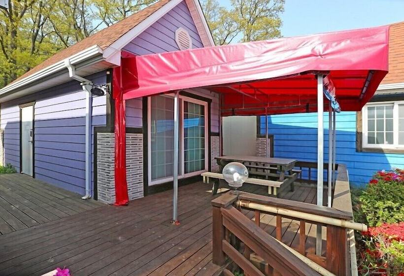 Ganghwa Iris Pension