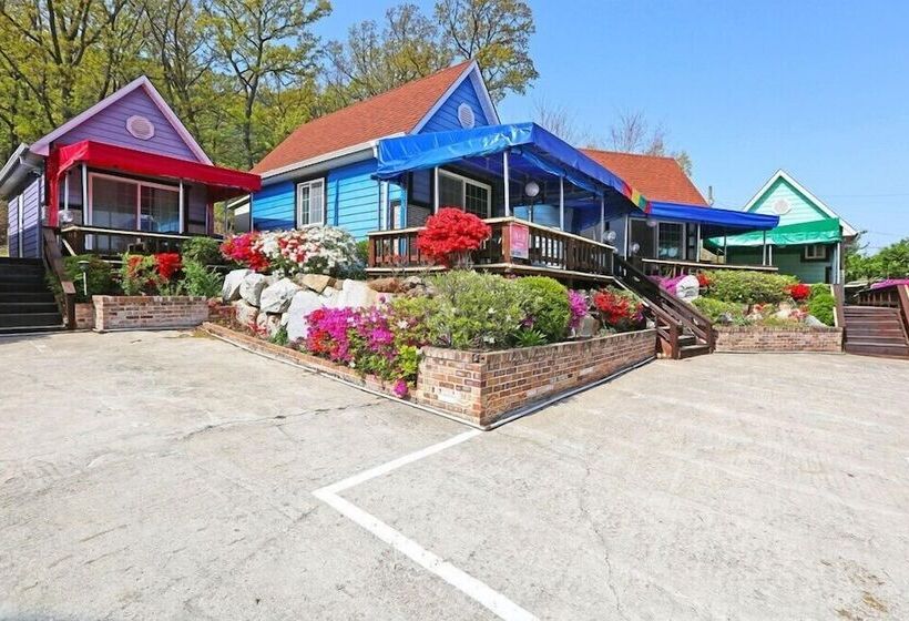 Ganghwa Iris Pension