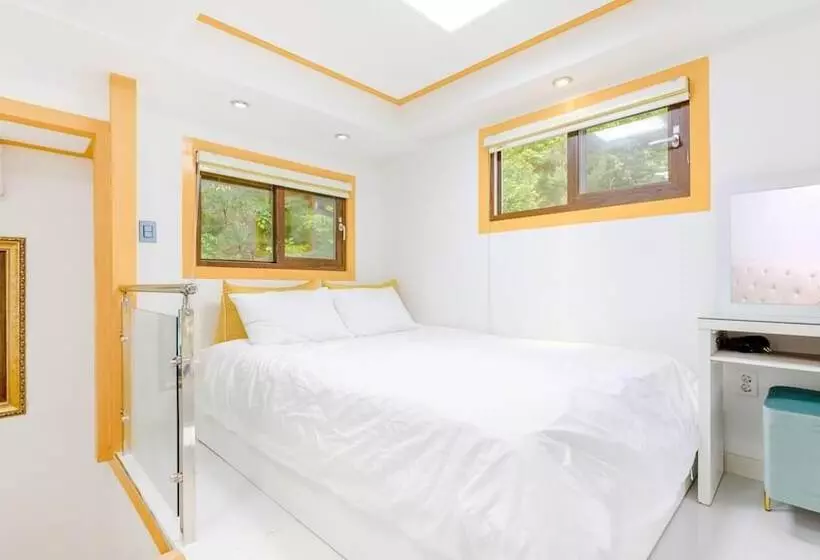 Gapyeong Citrine Pension