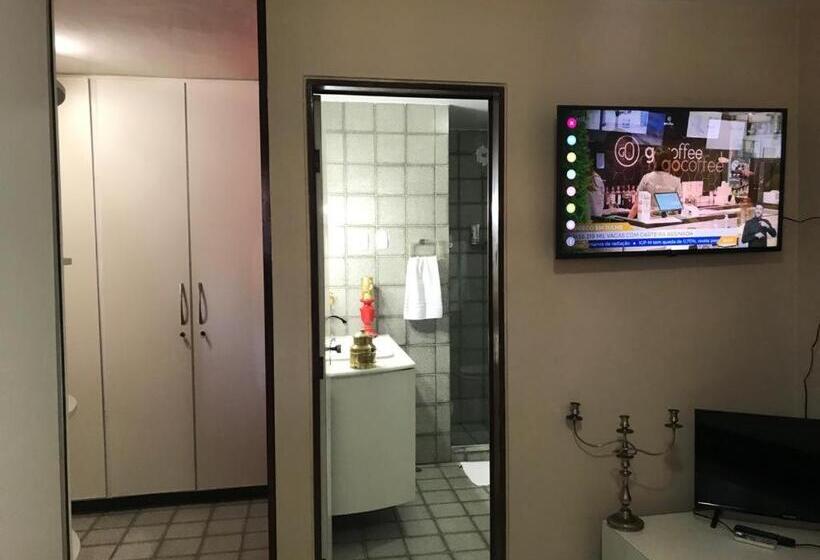 簡易ホテル Suites Bouganville