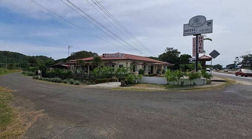 בית מלון כפרי Mi Casa Asi De Grande