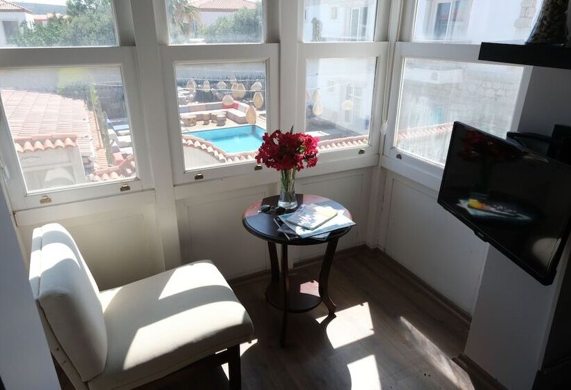 فندق Rikas Alacati