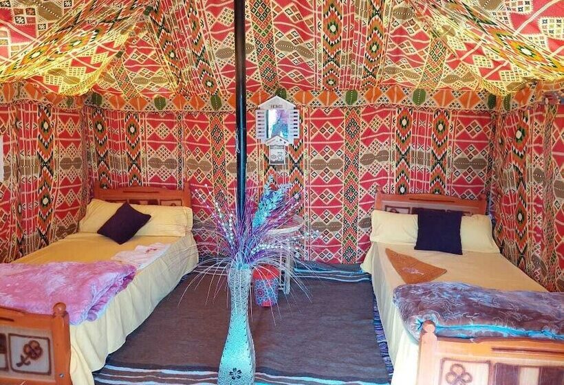 هتل Stars Camp Oasis